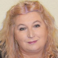 Yvonne Tennant